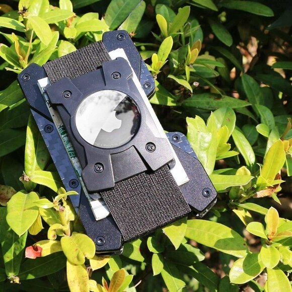 CyberTank Wallet for Men With Airtag Holder - Picture 7 of 7